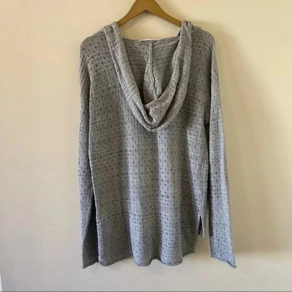 BCBGeneration Gray Knit Hooded Sweater - Picture 5 of 9